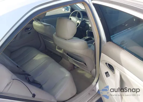 2007 Toyota Camry Le z USA, uszkodzony, nr VIN 4T1BE46K97U114605